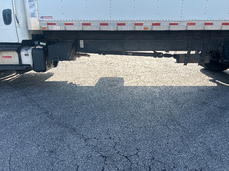 2020 Freightliner eM2 in Obetz, OH — photo 5