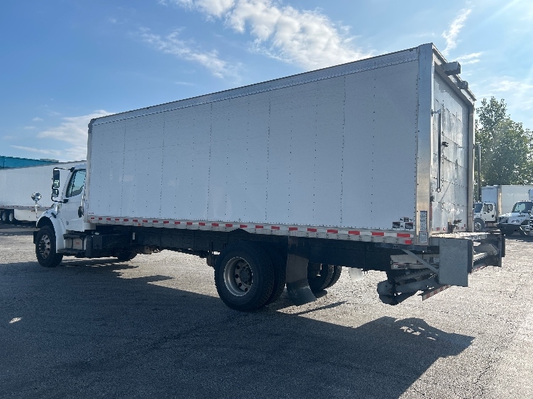 2020 Freightliner eM2 in Obetz, OH — photo 6