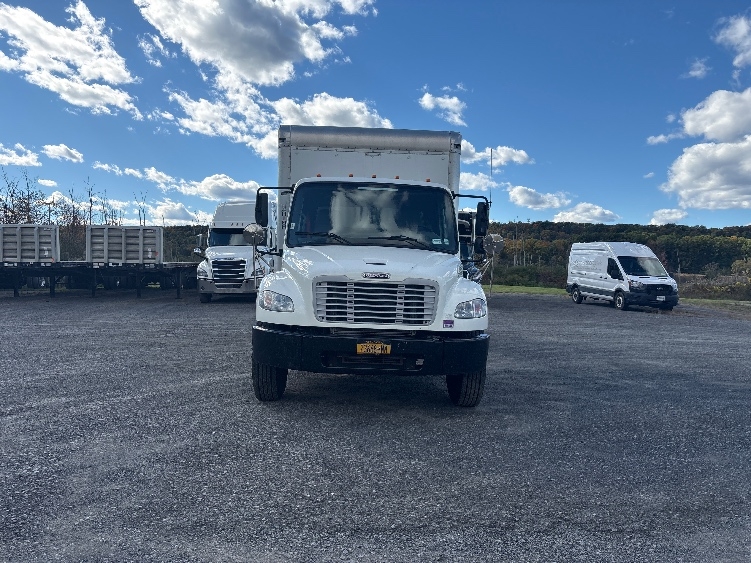 2019 Freightliner eM2 in Albany, NY — photo 2