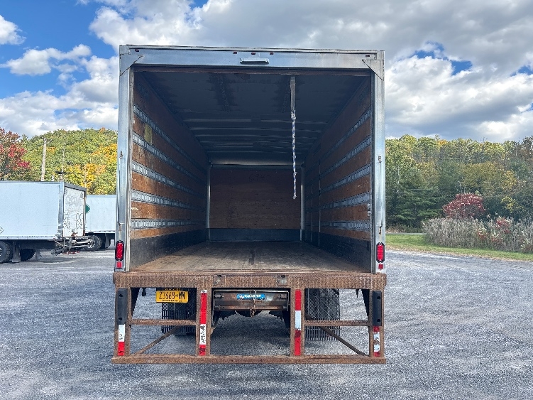2019 Freightliner eM2 in Albany, NY — photo 8
