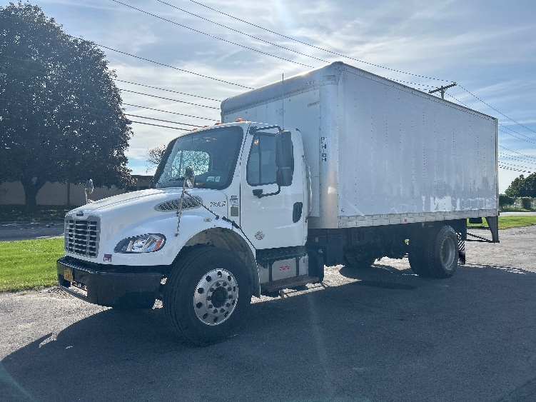 2019 Freightliner eM2 in Geneva, NY — photo 3