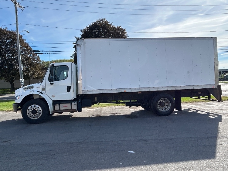 2019 Freightliner eM2 in Geneva, NY — photo 4