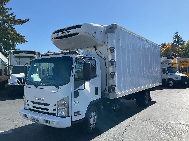 2019 Isuzu NRR in Kent, WA — photo 3