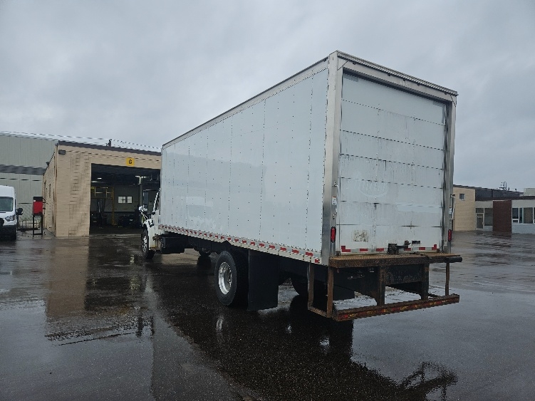2020 Freightliner eM2 in Chicago (Melrose Park), IL — photo 6