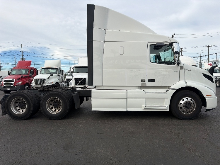 2021 Volvo in Dayton, NJ — photo 8