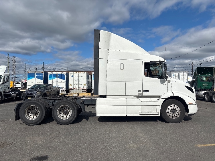 2021 Volvo in Dayton, NJ — photo 8