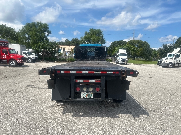 2020 Freightliner eM2 in Medley, FL — photo 8