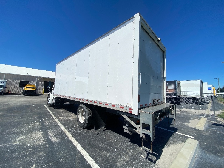 2020 Freightliner eM2 in Ocala, FL — photo 6