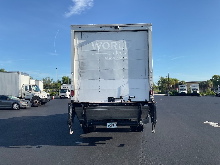 2020 Freightliner eM2 in Tampa, FL — photo 7