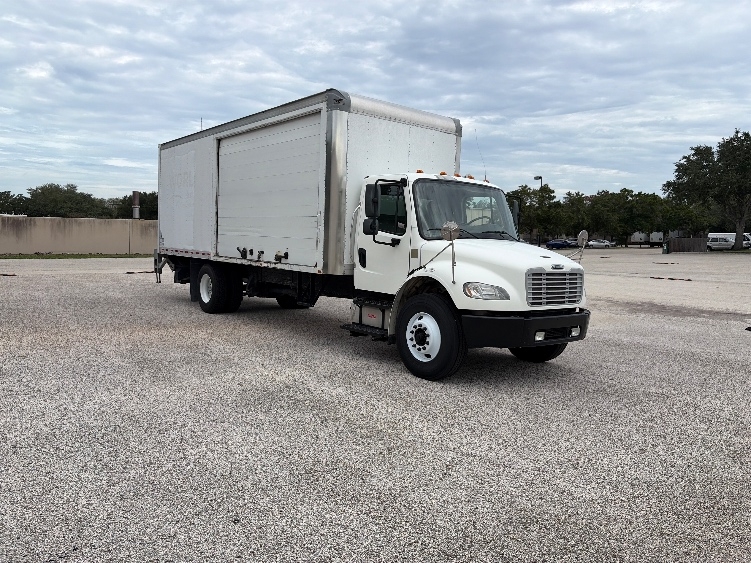 2020 Freightliner eM2 in Tampa, FL