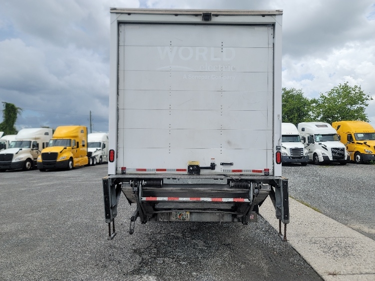 2020 Freightliner eM2 in Tampa, FL — photo 7
