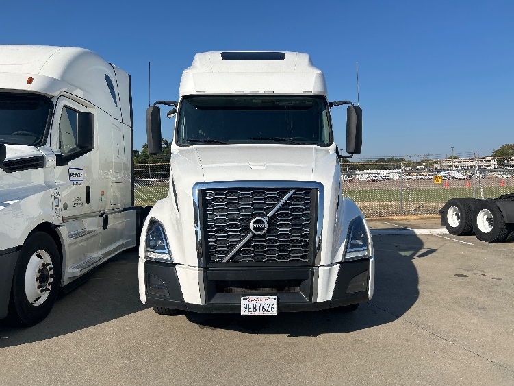 2020 Volvo VNL 760 in Montgomery, AL — photo 2