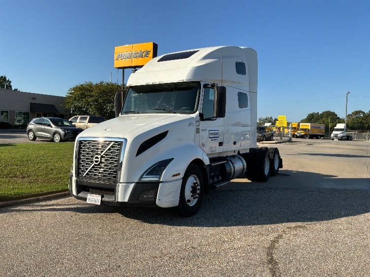2020 Volvo VNL 760 in Montgomery, AL — photo 3