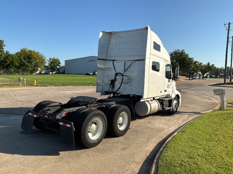 2020 Volvo VNL 760 in Montgomery, AL — photo 7