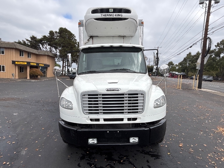2020 Freightliner eM2 in Portland, OR — photo 2