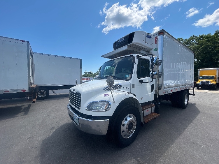2020 Freightliner eM2 in Londonderry, NH — photo 3