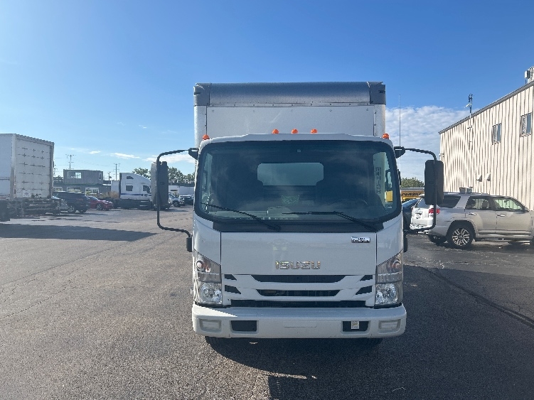2019 Isuzu NQR in Chicago (Melrose Park), IL — photo 2