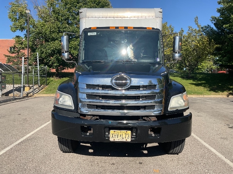 2020 Hino 268 in Pennsauken, NJ — photo 2