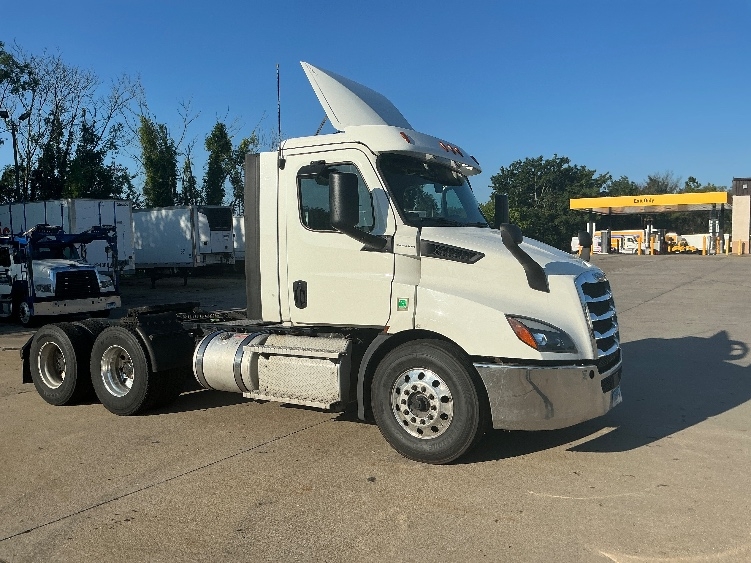 2020 Freightliner Cascadia in Springfield, MA