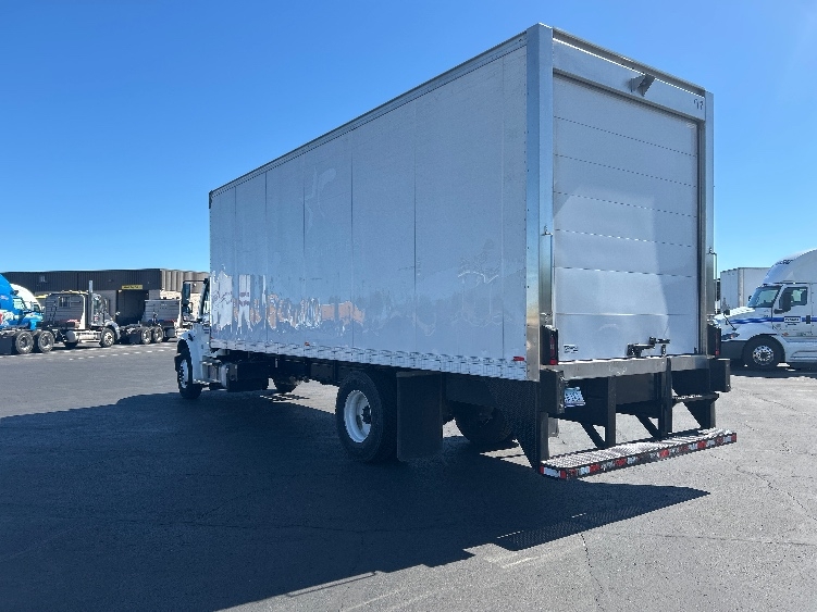 2024 Freightliner eM2 in Phoenix, AZ — photo 6
