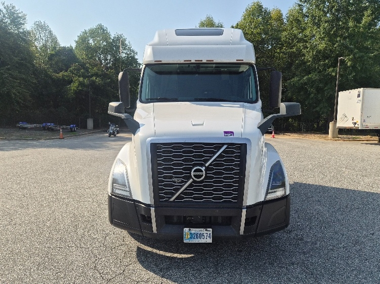 2023 Volvo VNL 760 in Greensboro, NC — photo 2