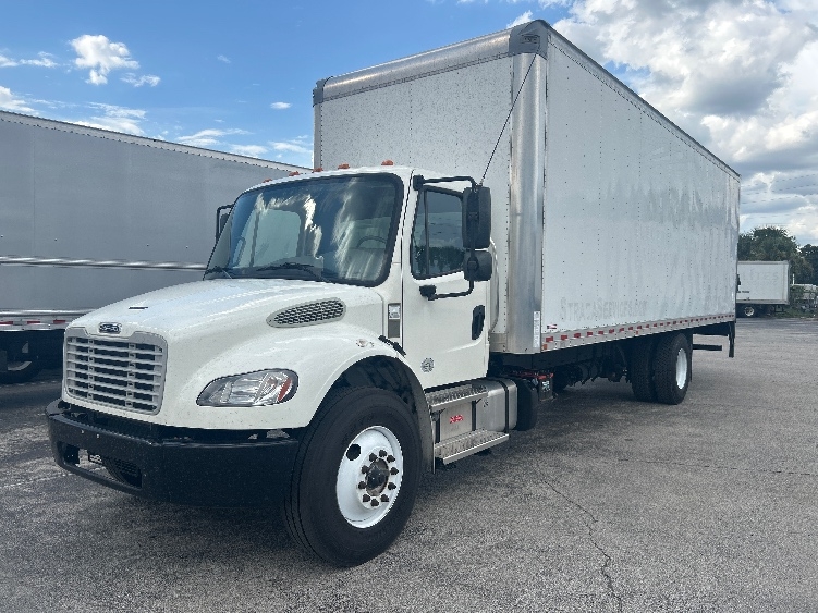 2022 Freightliner eM2 in Ocala, FL — photo 3