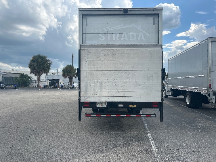 2022 Freightliner eM2 in Ocala, FL — photo 7