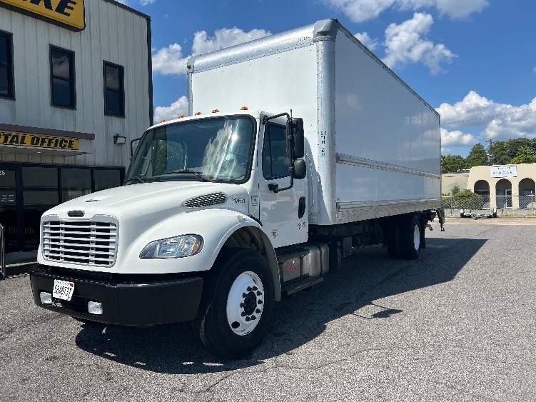 2018 Freightliner eM2 in Homewood, AL — photo 3