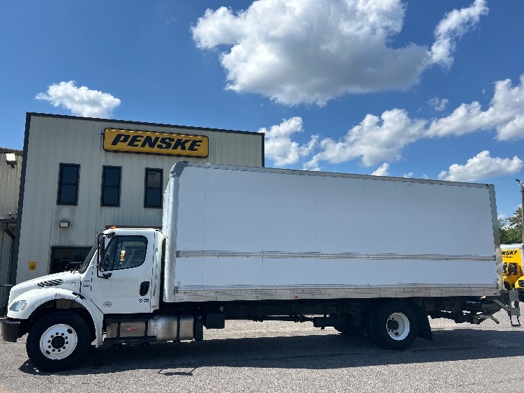 2018 Freightliner eM2 in Homewood, AL — photo 4