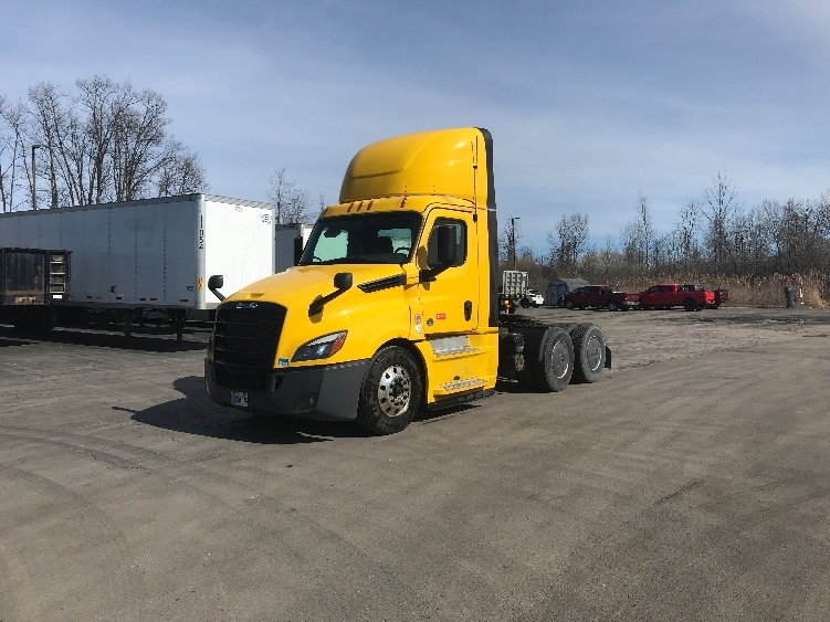 2020 Freightliner Cascadia in Whitesboro, NY