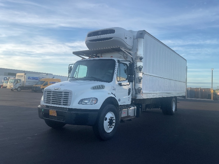 2019 Freightliner eM2 in Torrance, CA — photo 3