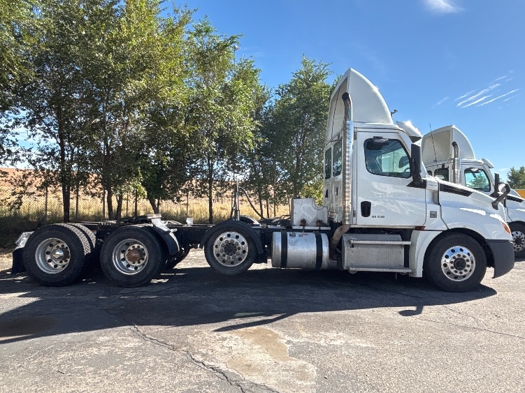 2021 Freightliner Cascadia in Salt Lake City, UT — photo 8