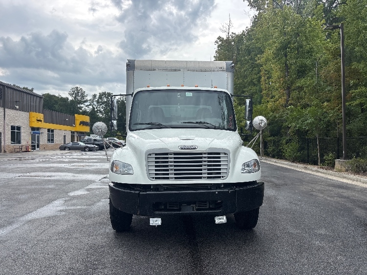 2021 Freightliner eM2 in Ladson, SC — photo 2