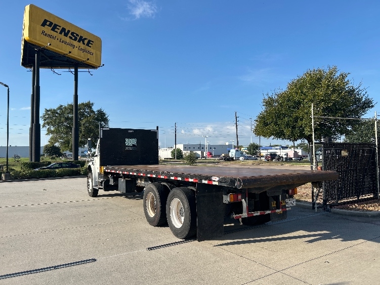 2021 Freightliner eM2 in Houston, TX — photo 6