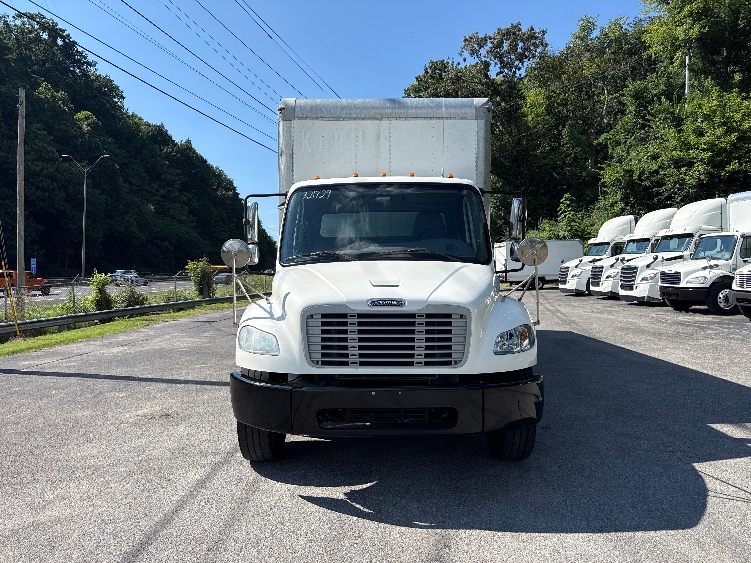 2020 Freightliner eM2 in Cleveland, TN — photo 2
