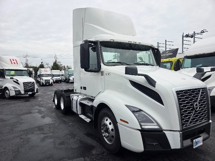 2021 Volvo VNL 300