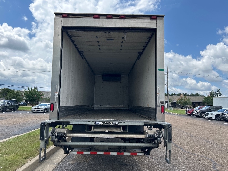 2021 Freightliner eM2 in Jackson, MS — photo 8