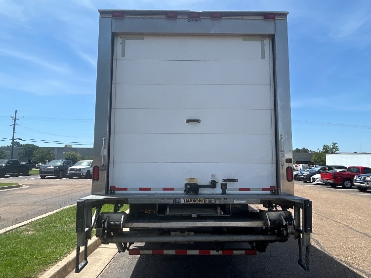 2021 Freightliner eM2 in Richland, MS — photo 7