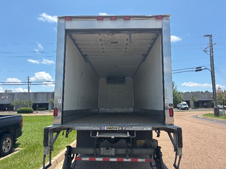 2021 Freightliner eM2 in Richland, MS — photo 8