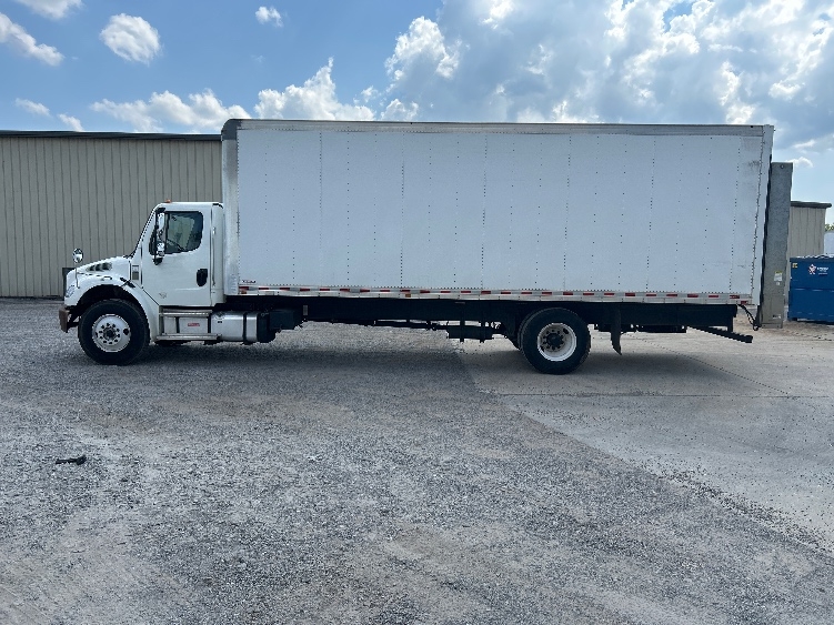 2021 Freightliner eM2 in Hueytown, AL — photo 4