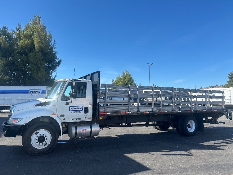 2019 International 4300 in South San Francisco, CA — photo 4