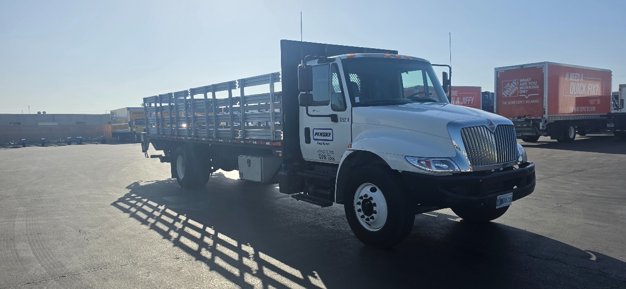 2019 International 4300 in La Mirada, CA