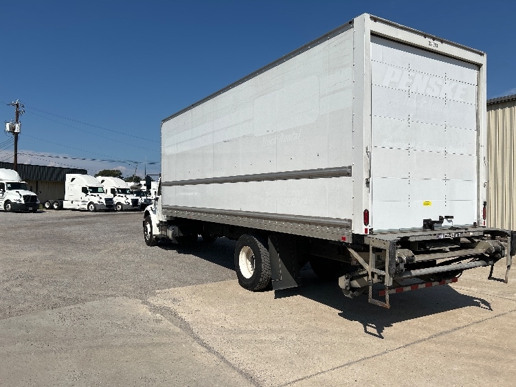 2019 Freightliner eM2 in Hueytown, AL — photo 6