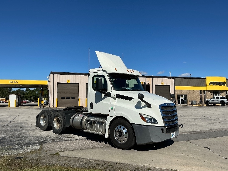 2019 Freightliner Cascadia in Elkhart, IN