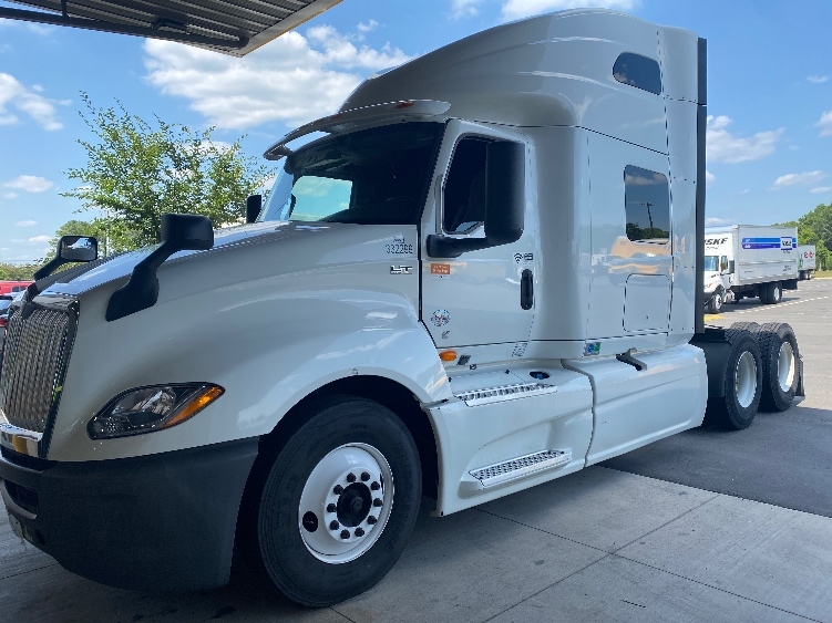 2019 International LT in Concord, NC — photo 3