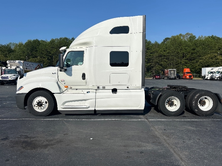 2020 International LT in Greensboro, NC — photo 4