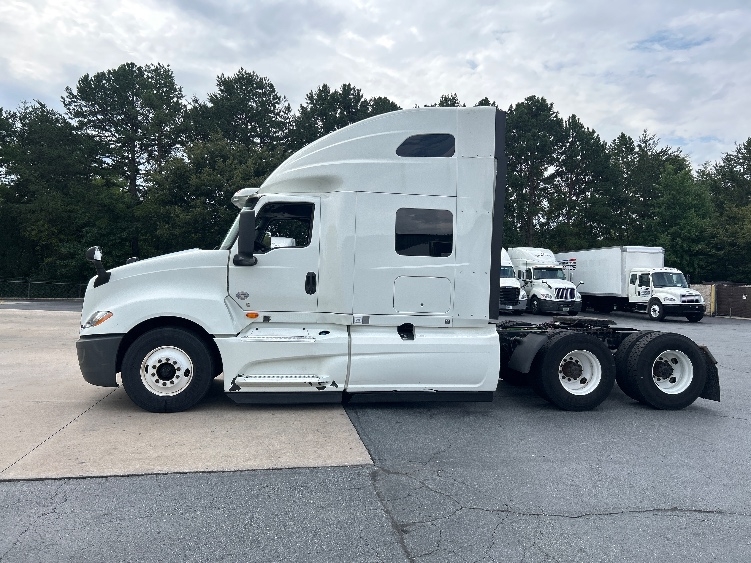 2020 International LT in Greensboro, NC — photo 4