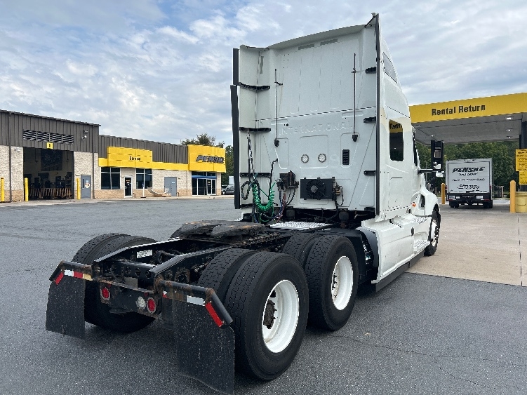 2020 International LT in Greensboro, NC — photo 7