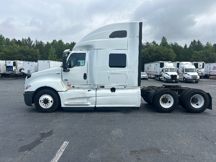 2020 International LT in Greensboro, NC — photo 4