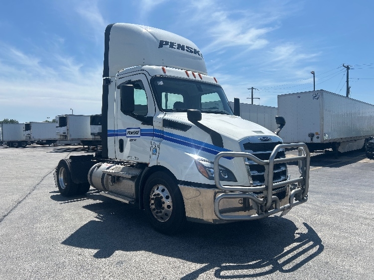 2020 Freightliner Cascadia in Melrose Park, IL